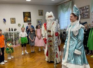 B зале Воскресной школы состоялся традиционный Рождественский утренник